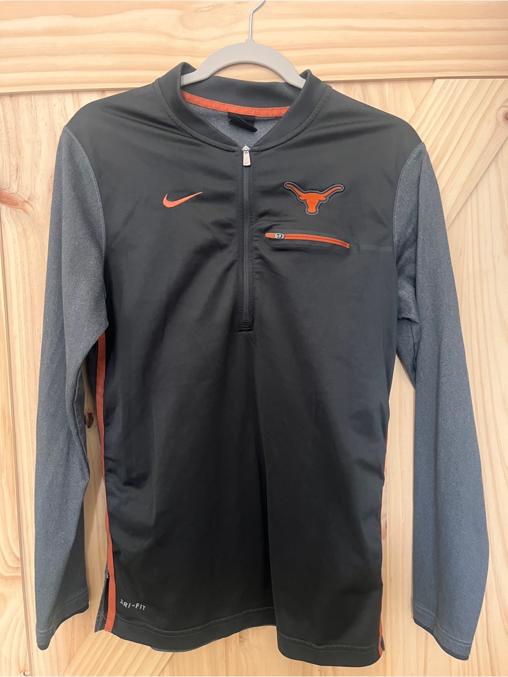 Nike Dri- FIT Texas Longhorns Quarter zip Pullover Athletic Grey Orange Mens Sm